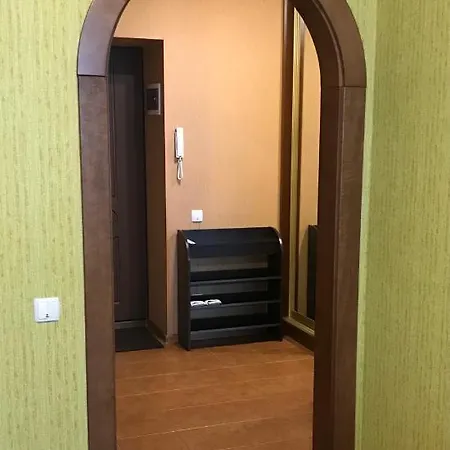 Apartment & Vernissage On Kostandi Street